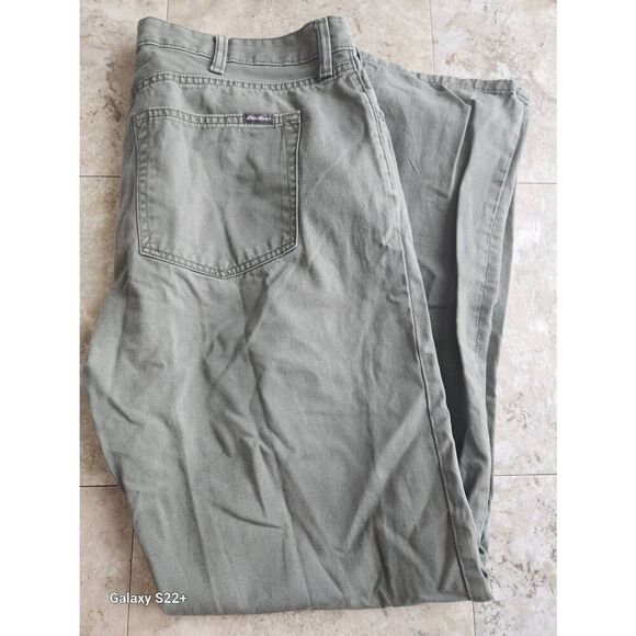 P32  Eddie Bauer Legandwash Sage green twill pants - Picture 3 of 7